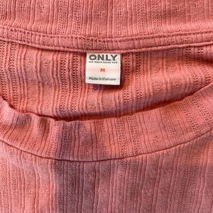 Old Navy size Medium rose gold/pink shirt